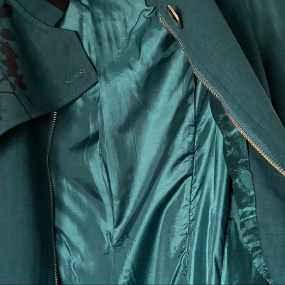 Long Belted Duster Coat / Trench Coat with Pockets - Picture 9 of 9